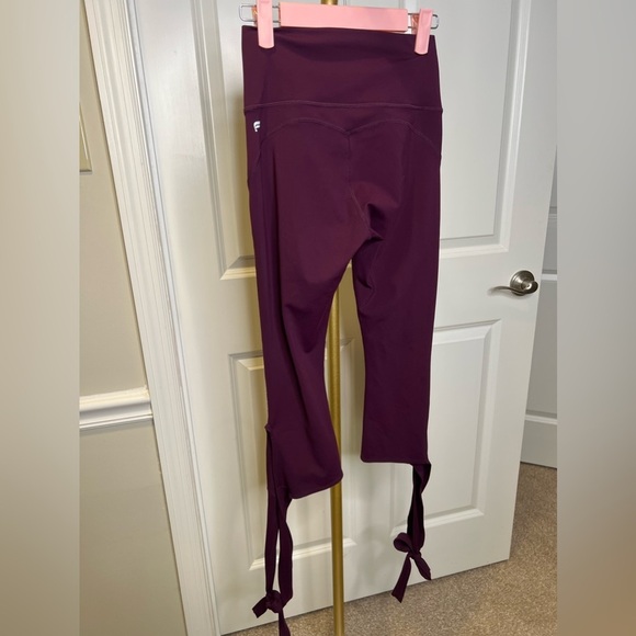 Fabletics tie bottom leggings - Picture 2 of 10